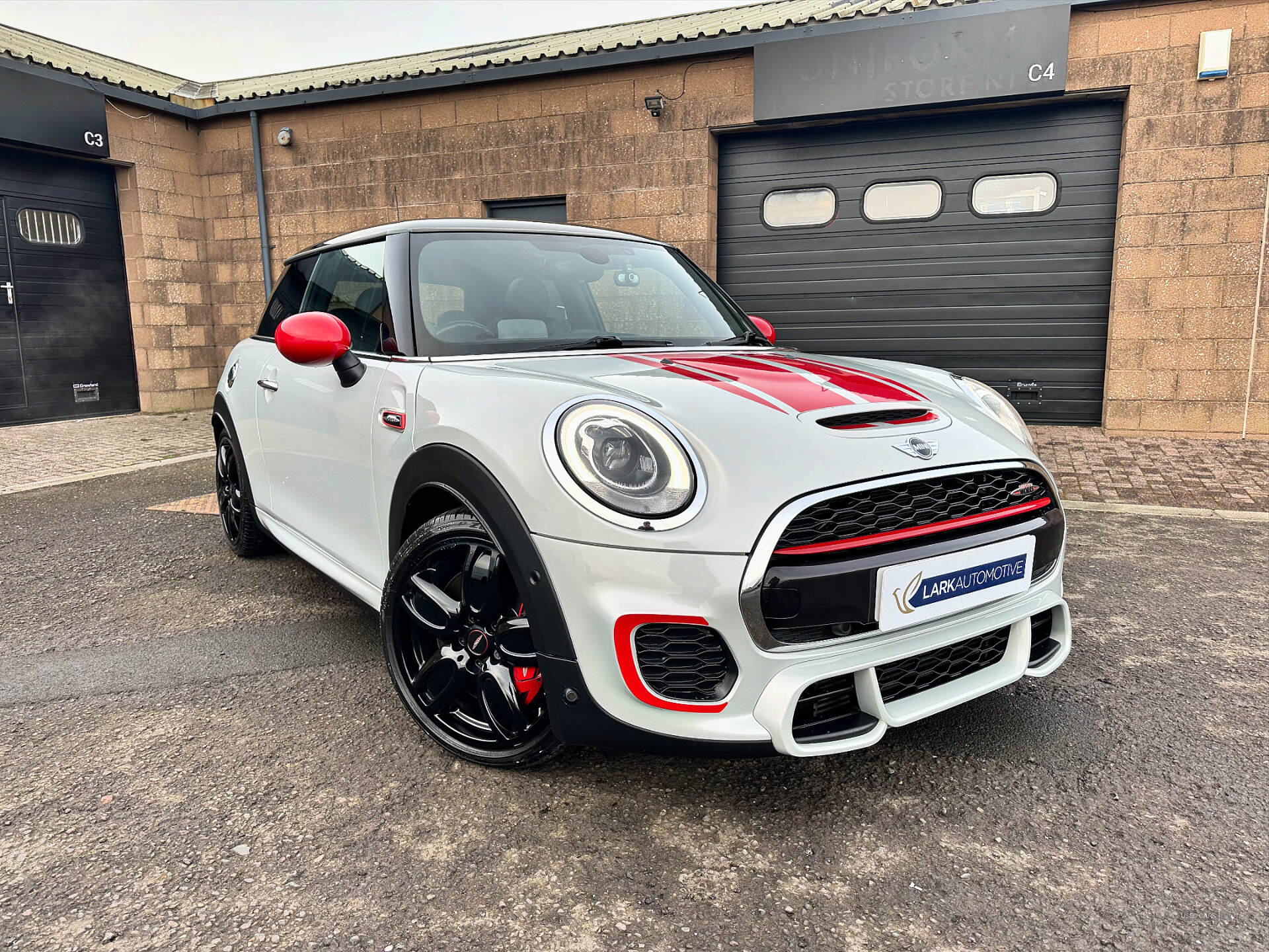 Used 2015 MINI Hatch 2 0 John Cooper Works 3dr Auto For Sale Used Cars NI