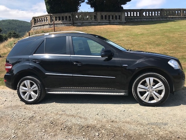 Mercedes M-Class ML 300 SPORT CDI BLUE-CY A **ONLY 59OOO MILES** in Down