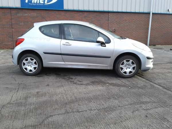 Peugeot 207 S in Armagh
