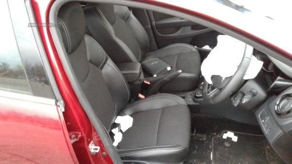 Renault Clio 1.5 dCi 90 Dynamique S Nav 5dr Auto in Armagh