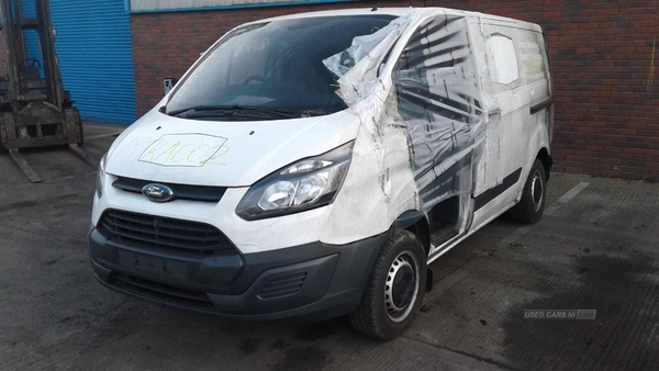 Ford Transit Custom 2.2 TDCi 100ps Low Roof Van in Armagh
