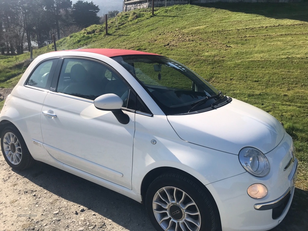 Fiat 500 1.2 Lounge 2dr [Start Stop] Convertible in Down