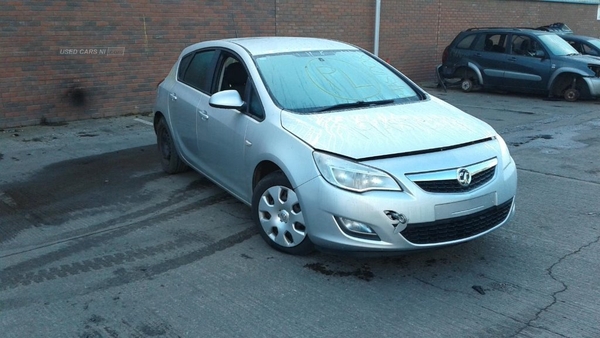 Vauxhall Astra 1.3 CDTi 16V ecoFLEX Exclusiv 5dr in Armagh
