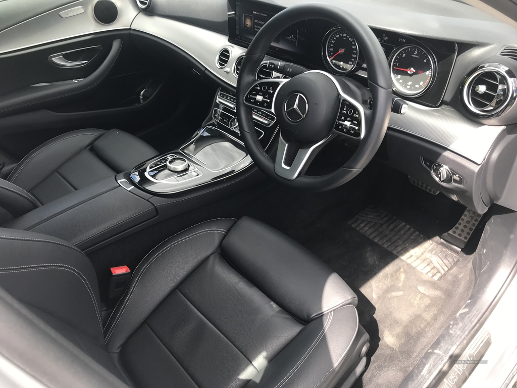 Mercedes E-Class E220d SE 4dr 9G-Tronic in Down