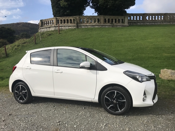 Toyota Yaris SPORT VVT-I in Down