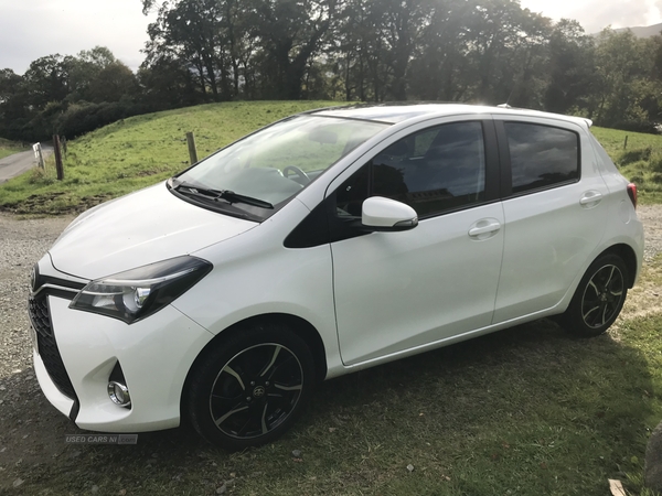 Toyota Yaris SPORT VVT-I in Down