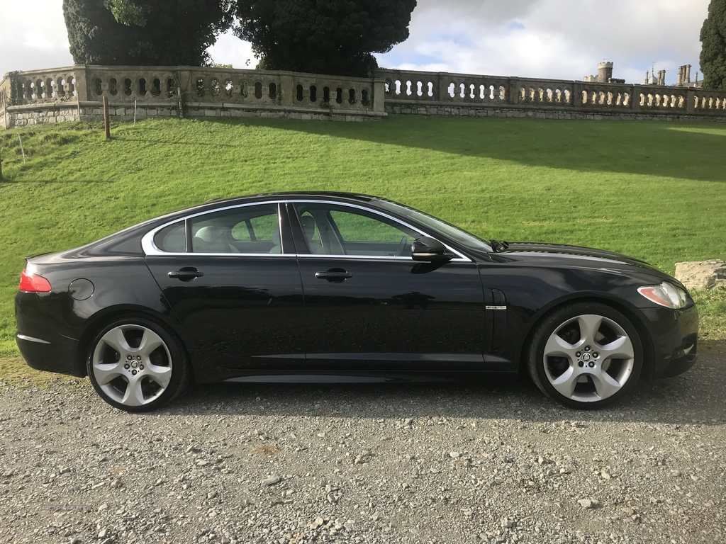 Jaguar XF S PREMIUM LUXURY V6 A in Down