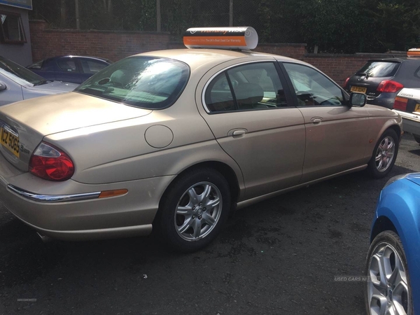 Jaguar S-Type V6 in Armagh