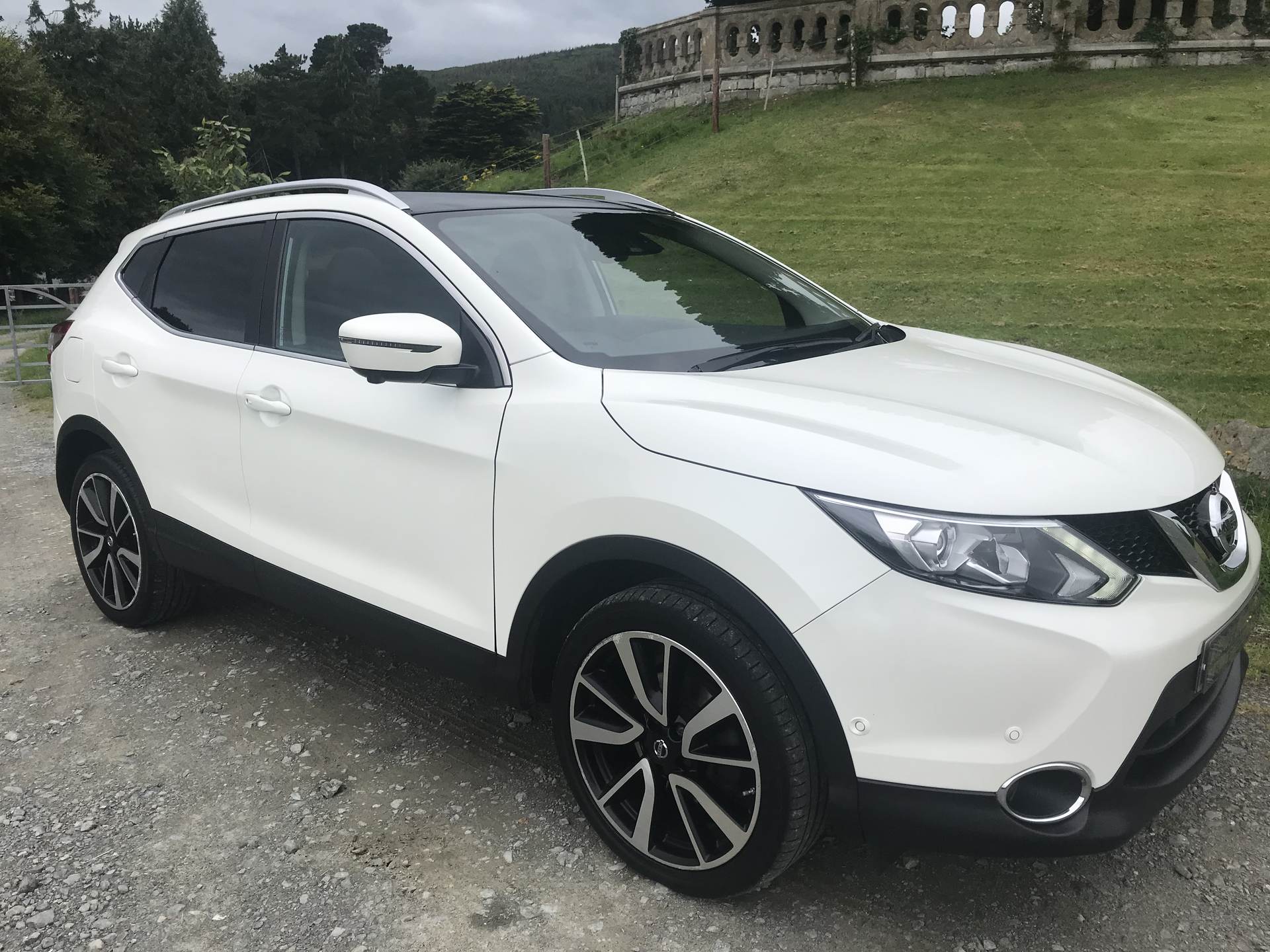 Nissan Qashqai TEKNA DCI CVT in Down