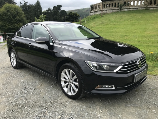 Volkswagen Passat SE BUSINESS TDI BM in Down