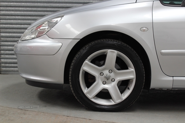 Peugeot 307 in Antrim