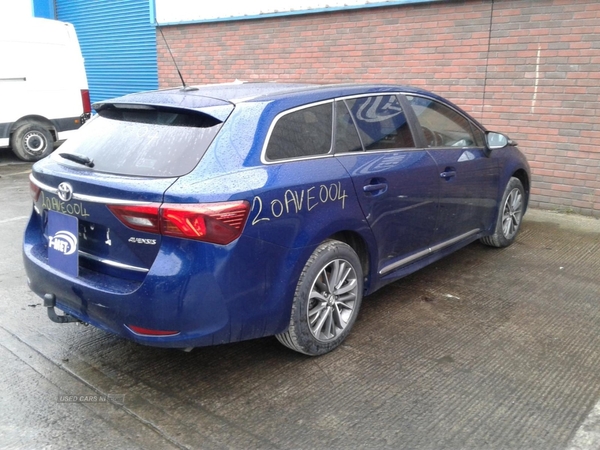 Toyota Avensis BUSINESS ED + D-4 in Armagh
