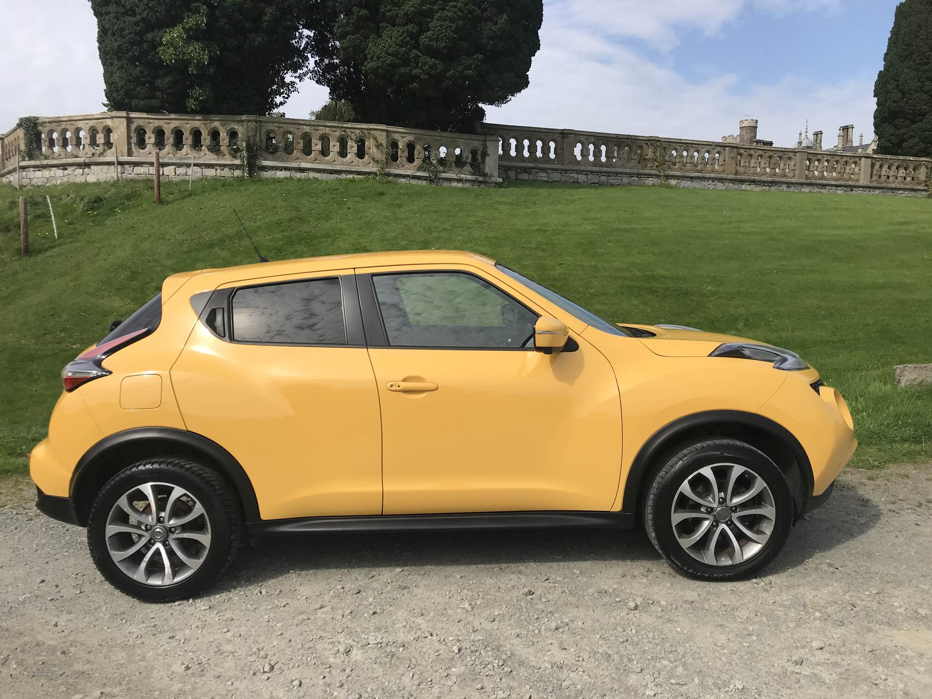 Nissan Juke TEKNA DCI in Down