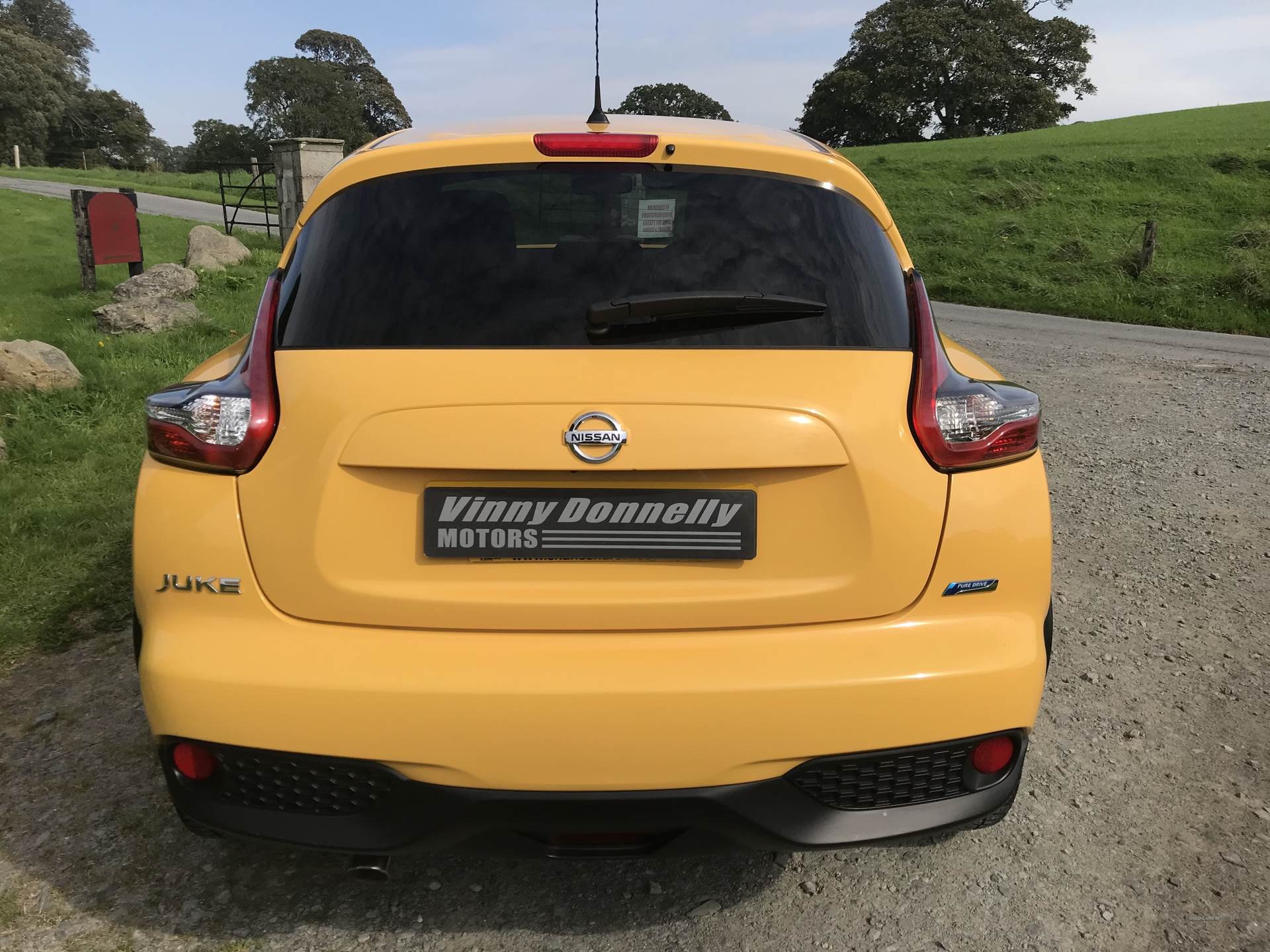 Nissan Juke TEKNA DCI in Down