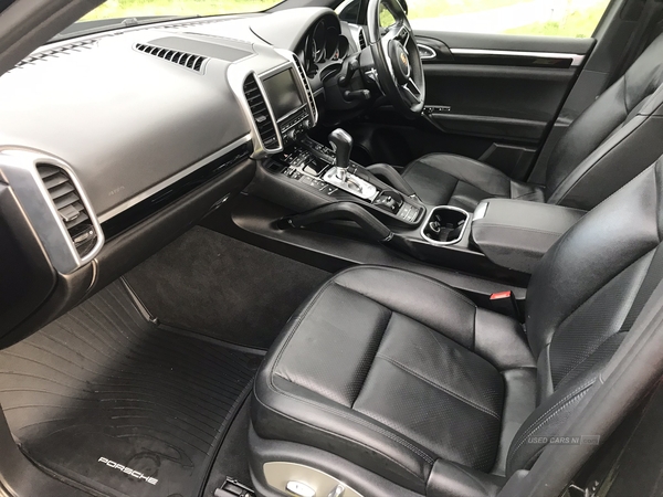 Porsche Cayenne S Diesel Tiptronic in Down