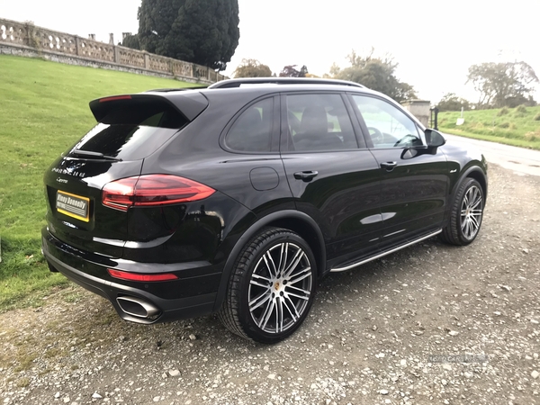 Porsche Cayenne S Diesel Tiptronic in Down