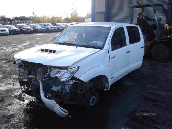 Toyota Hilux INVINCIBLE D-4D 4X4 in Armagh