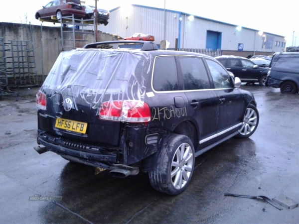 Volkswagen Touareg ALTITUDE V6 TDI A in Armagh
