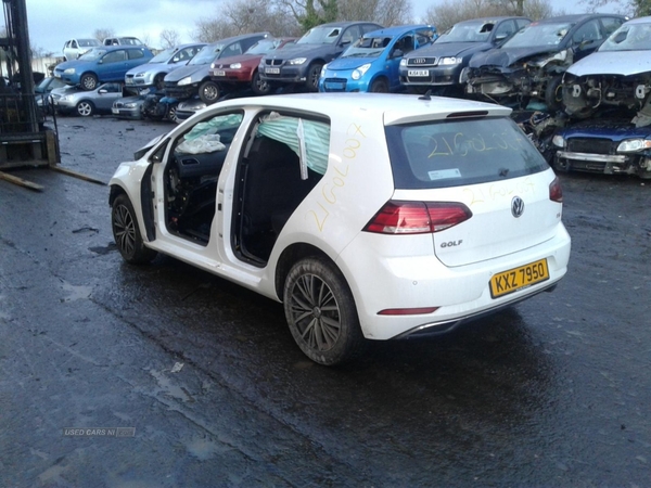 Volkswagen Golf SE TSI BMT S-A in Armagh