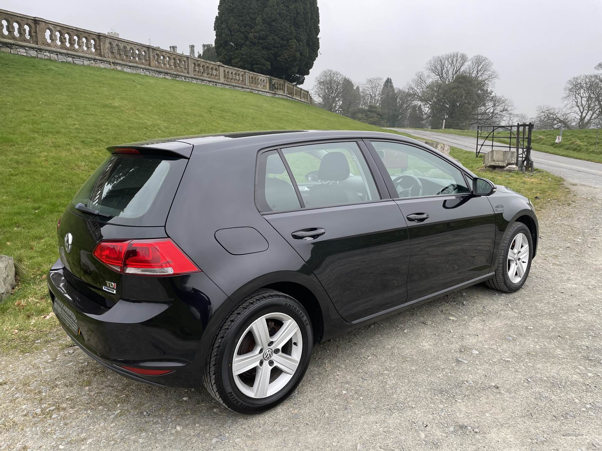 Volkswagen Golf MATCH TDI BMT in Down