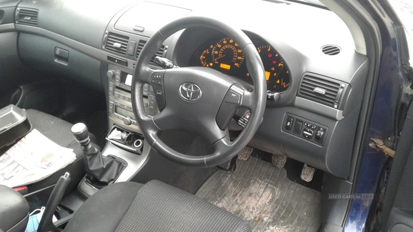 Toyota Avensis T3-X D-4D in Armagh