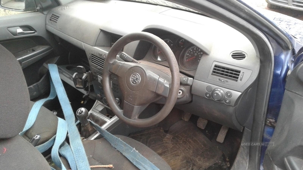 Vauxhall Astra LIFE CDTI in Armagh