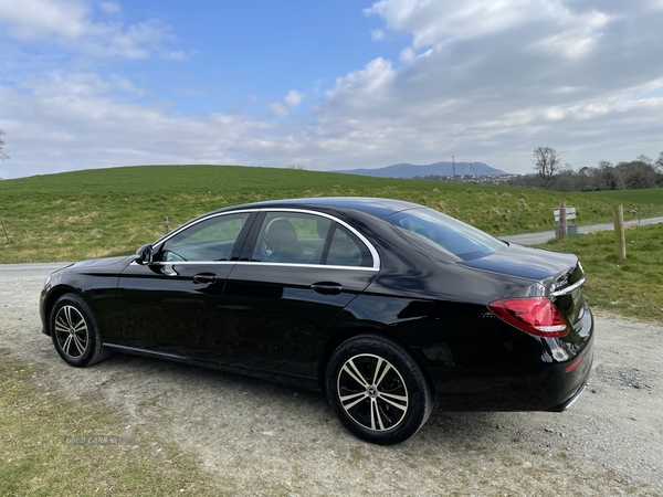 Mercedes E-Class 220 D SAUTO in Down