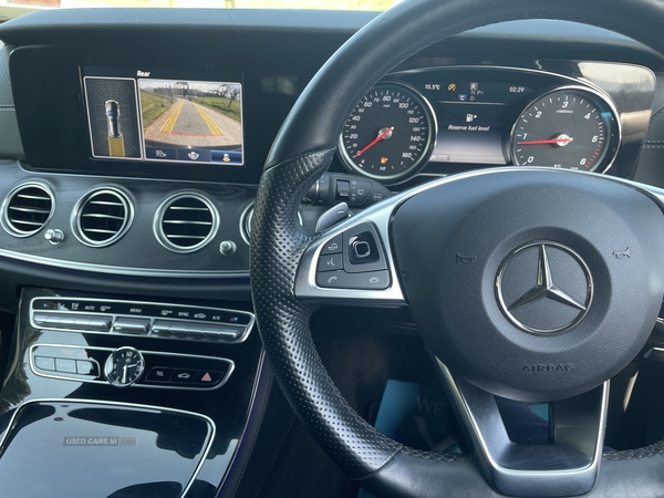 Mercedes E-Class 220 D AMG LINAUTO in Down