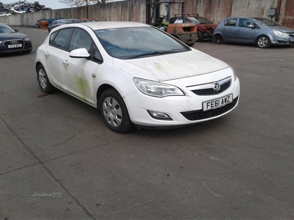 Vauxhall Astra EXCLUSIV CDTI in Armagh