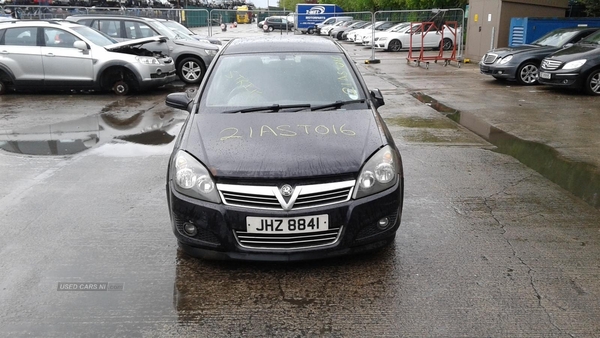 Vauxhall Astra SXI CDTI 100 in Armagh