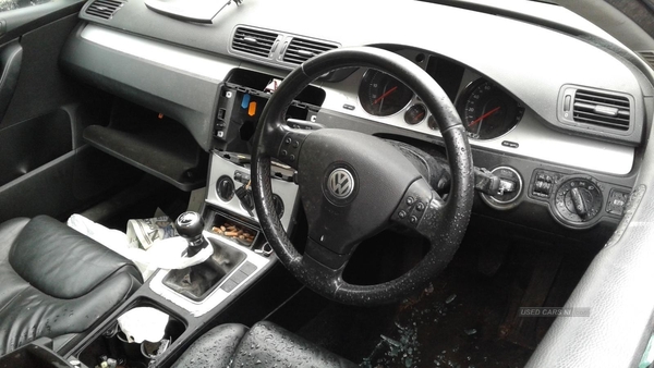 Volkswagen Passat HIGHLINE TDI 105 in Armagh