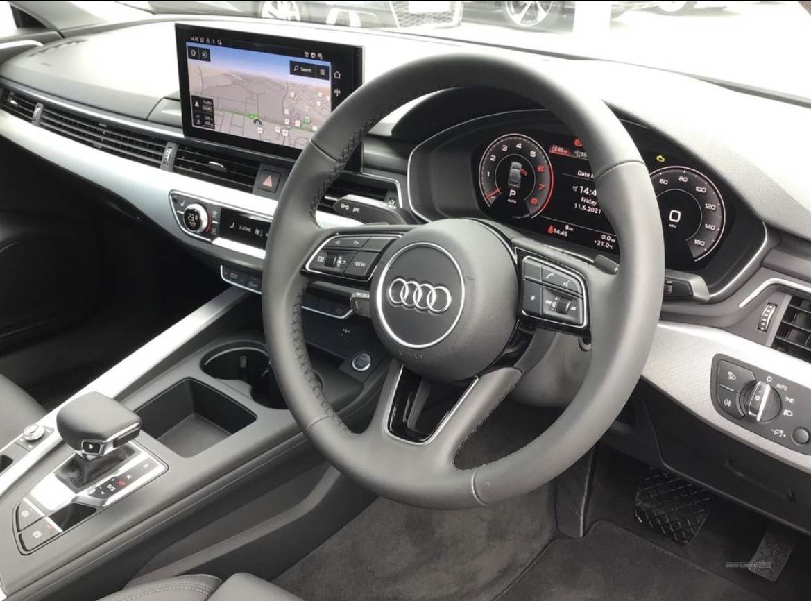 Audi A5 SPORT 40 TDI S-A in Down