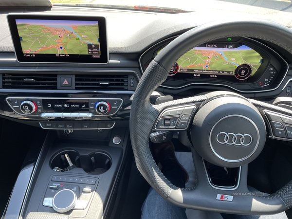 Audi A5 S LINE 40 TDI S-A in Down