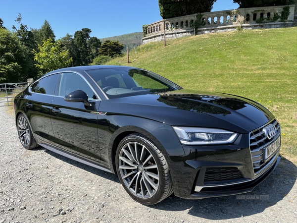 Audi A5 S LINE 40 TDI S-A in Down