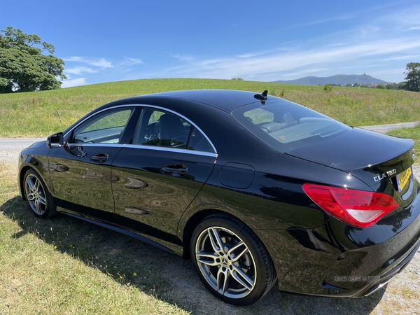 Mercedes CLA-Class 180 AMG LINE EDITION in Down