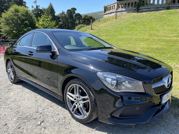 Mercedes CLA-Class 180 AMG LINE EDITION in Down