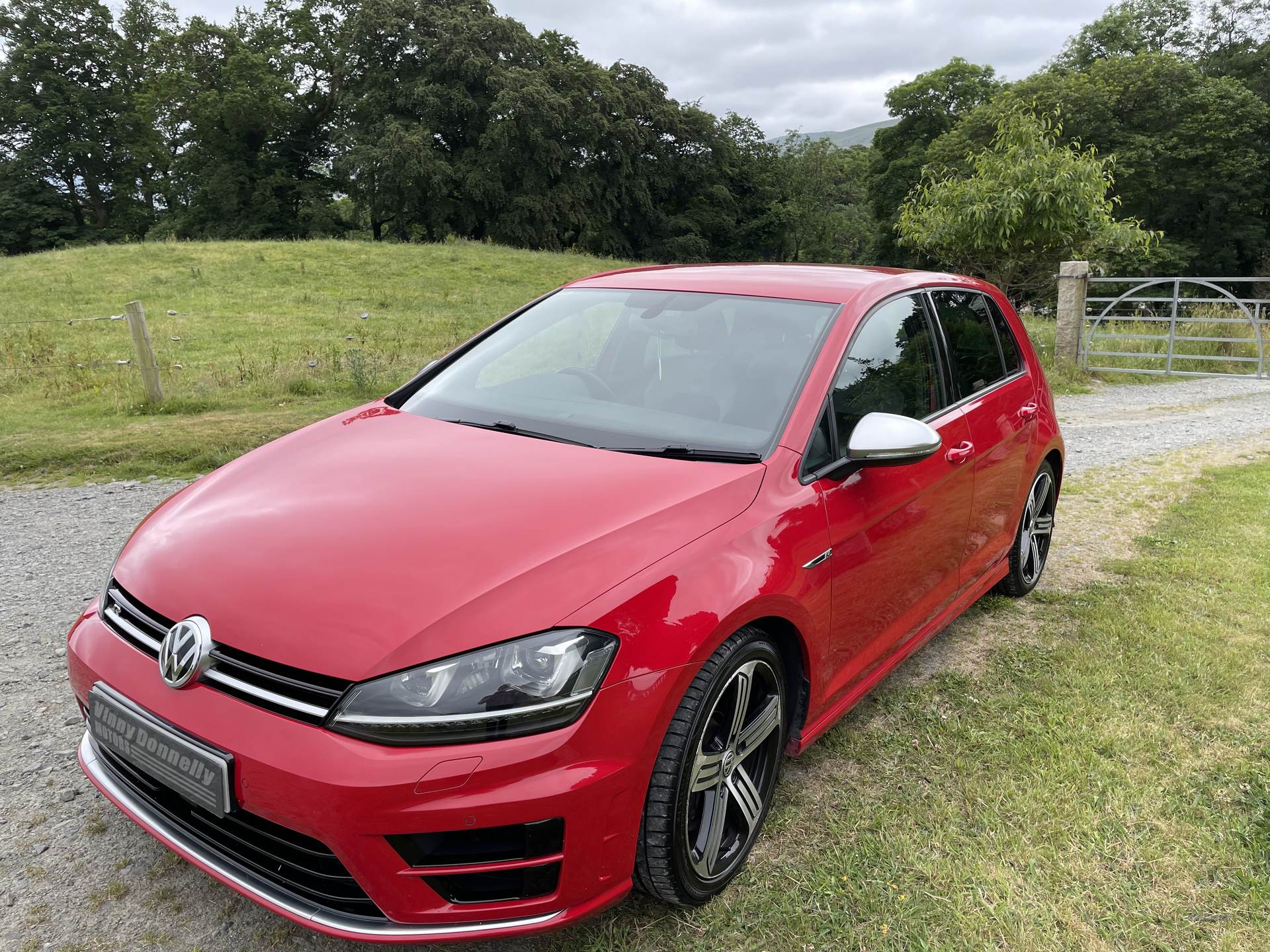 Volkswagen Golf R DSG in Down