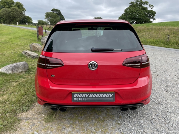 Volkswagen Golf R DSG in Down