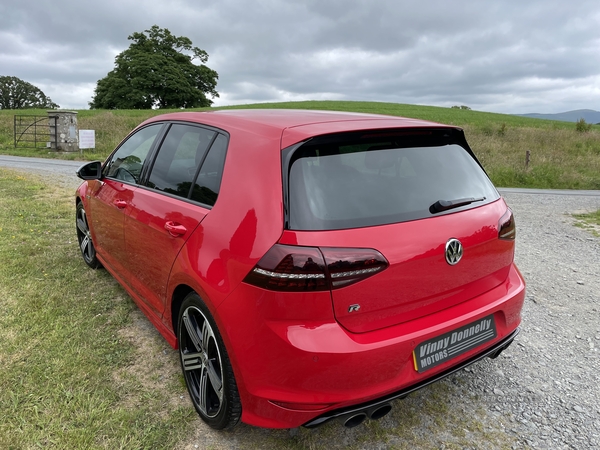 Volkswagen Golf R DSG in Down