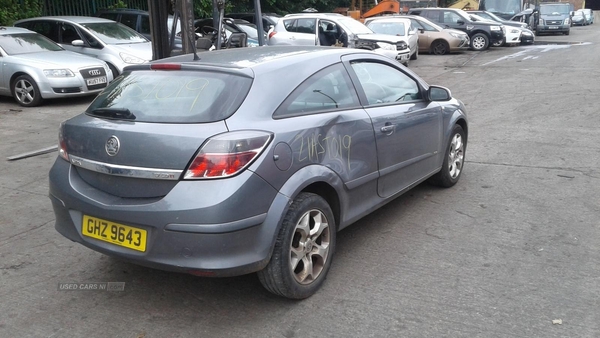 Vauxhall Astra SXI CDTI 100 in Armagh