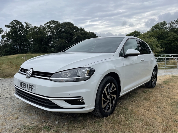 Volkswagen Golf MATCH TDI in Down