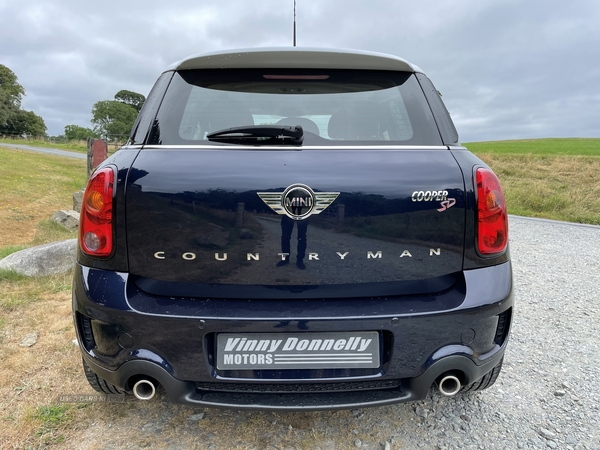 MINI Countryman SD in Down