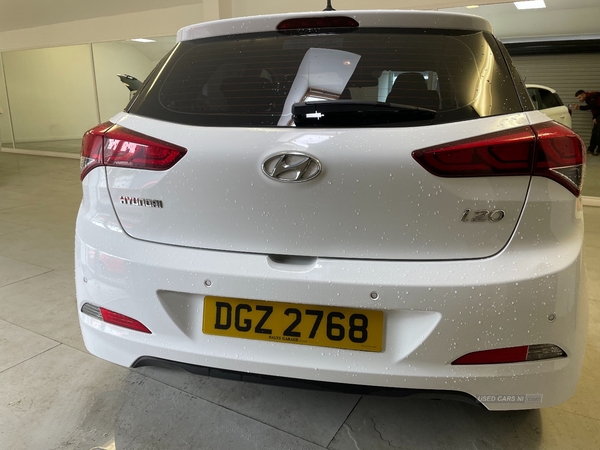 Hyundai i20 SE MPI in Down