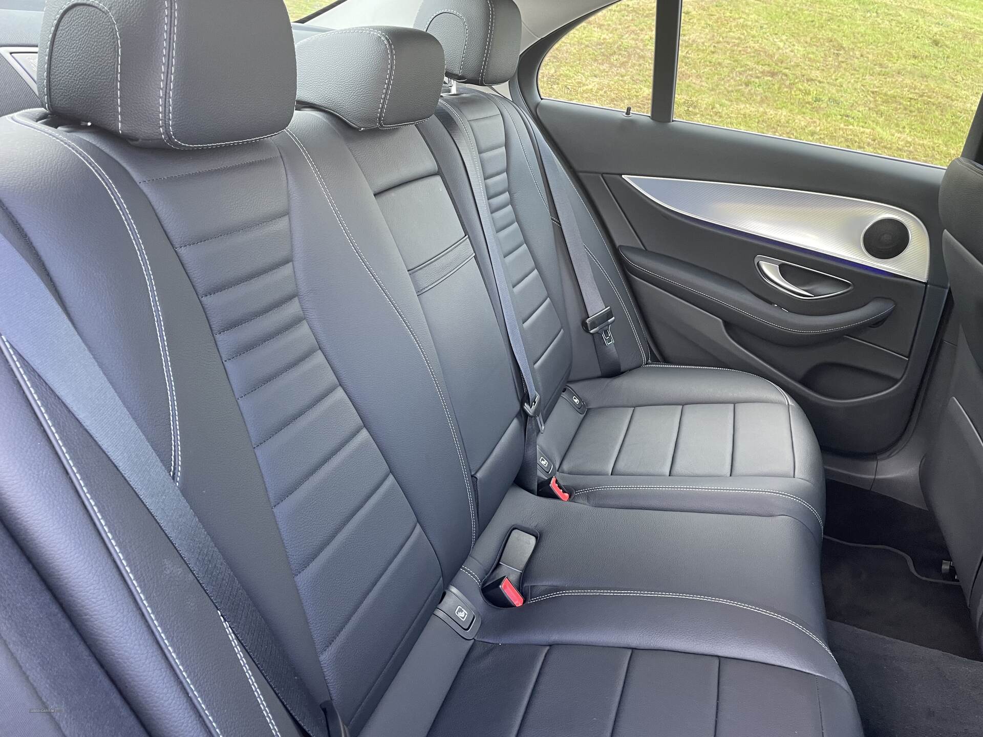 Mercedes E-Class SALOON in Down