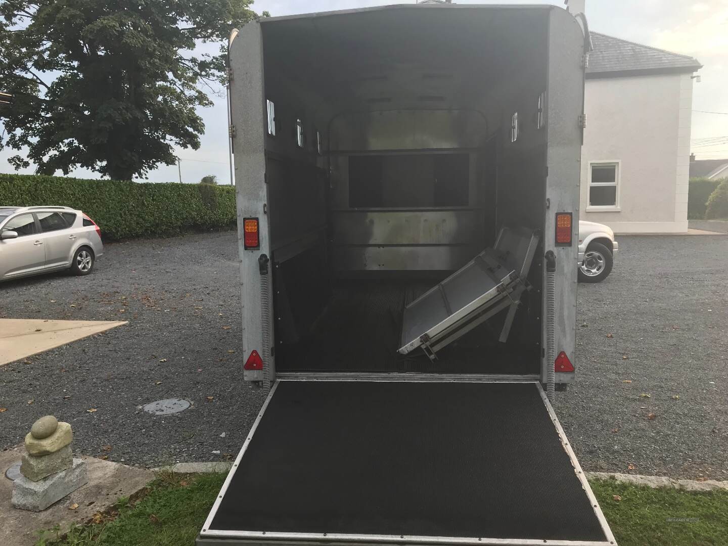 Ifor Williams Horsebox HB610 in Down