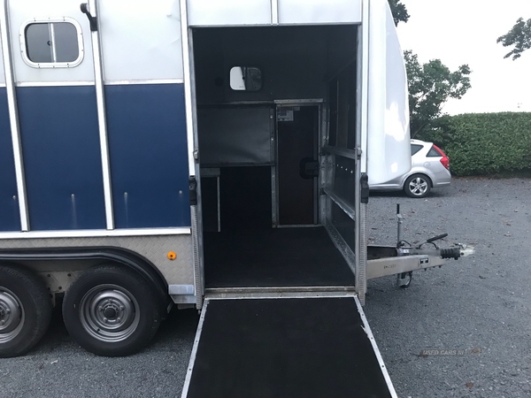 Ifor Williams Horsebox HB610 in Armagh