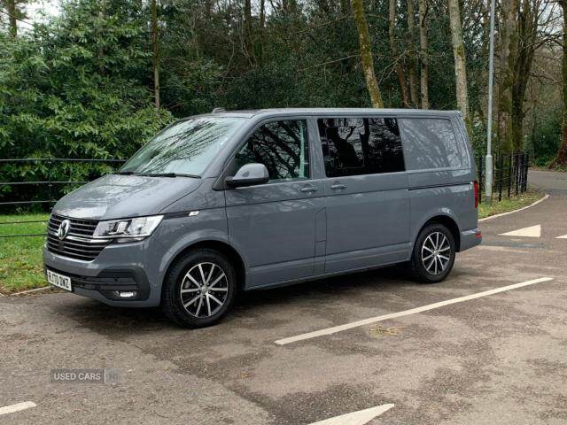 Jan 2021 Volkswagen Transporter 2.0 TDI 150 Highline Kombi Van DSG