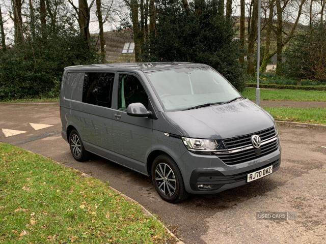 Jan 2021 Volkswagen Transporter 2.0 TDI 150 Highline Kombi Van DSG
