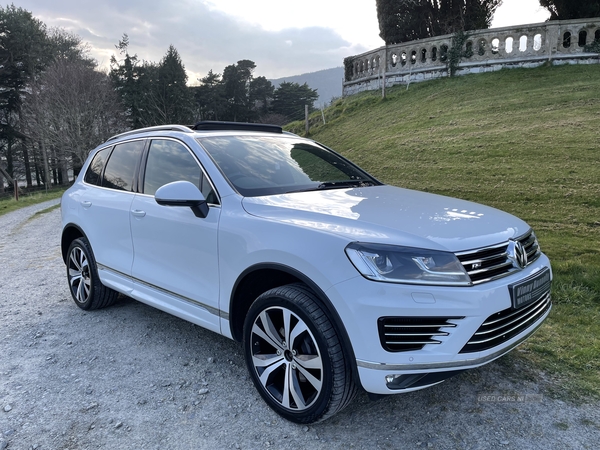 Volkswagen Touareg DIESEL ESTATE in Down