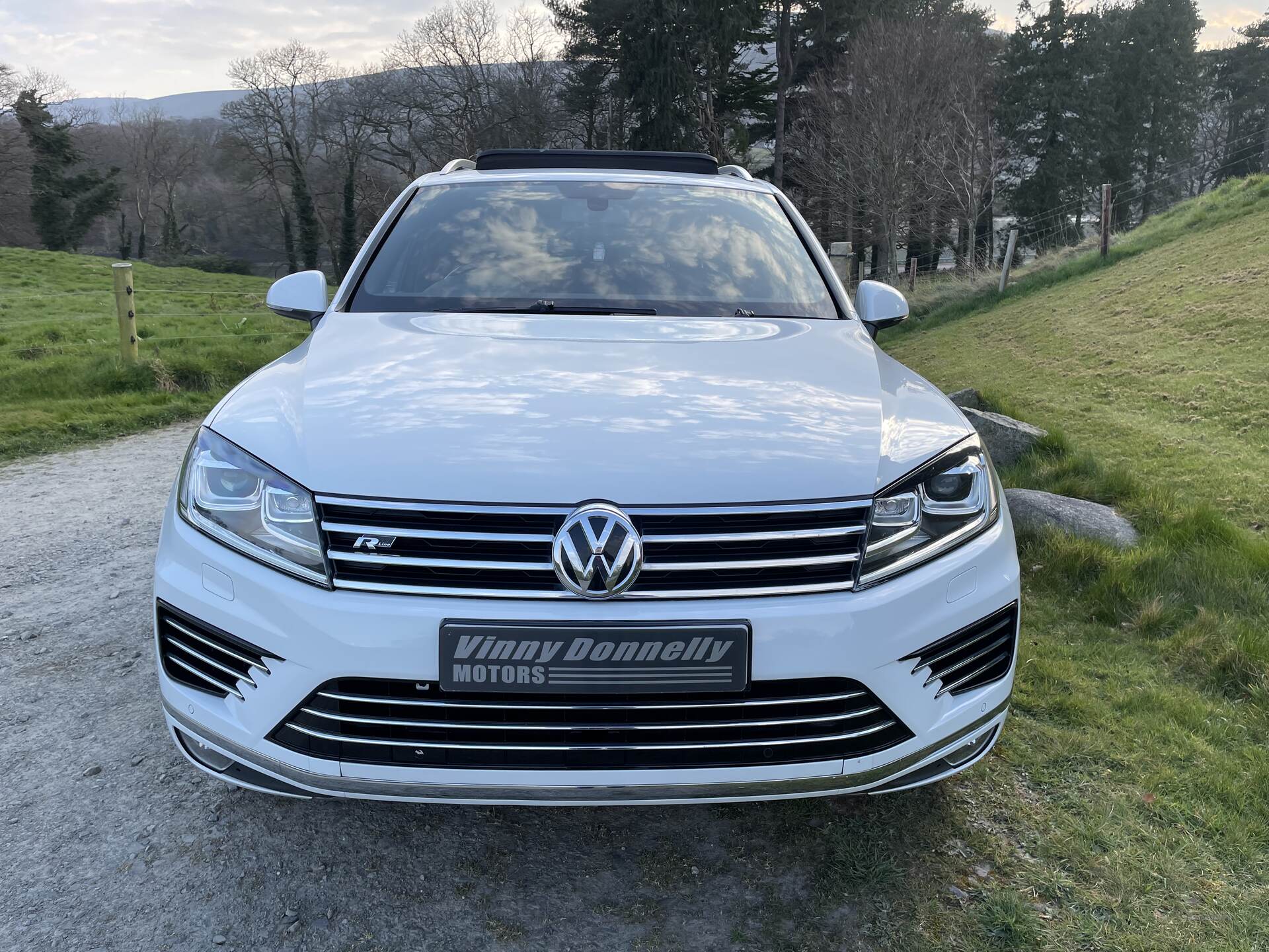 Volkswagen Touareg DIESEL ESTATE in Down